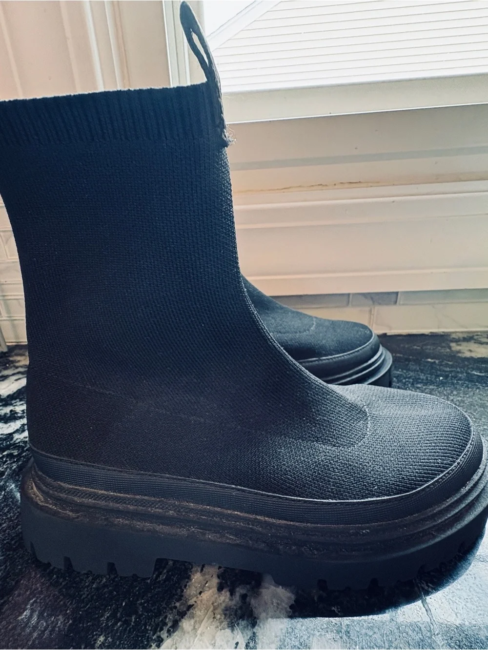Zara boots. Side zip. Neoprene stretch upper. Size 34